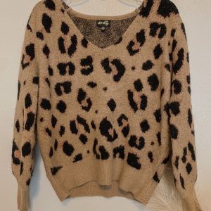 Dee Elly leopard print sweater size M